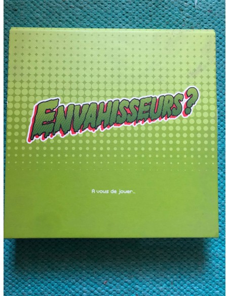 Envahisseurs! Plantes exotiques envahissantes.